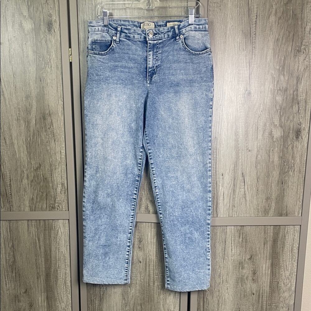 LOGO by Lori Goldstein Acid Wash Sky Blue Straight Leg Ankle Jeans Women's 12
